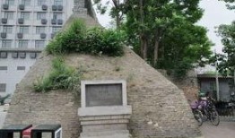 开封龙亭北路最新爆料,繁华再现！